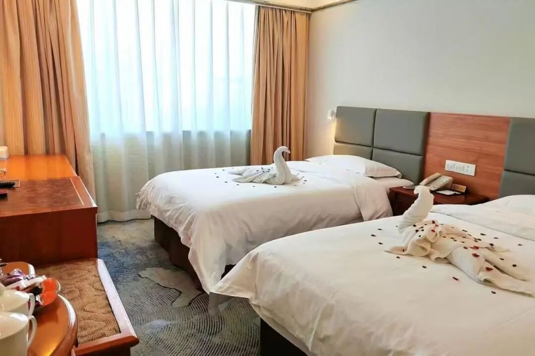 Self Photos / Files - Beijing_Chongqing_Hotel1